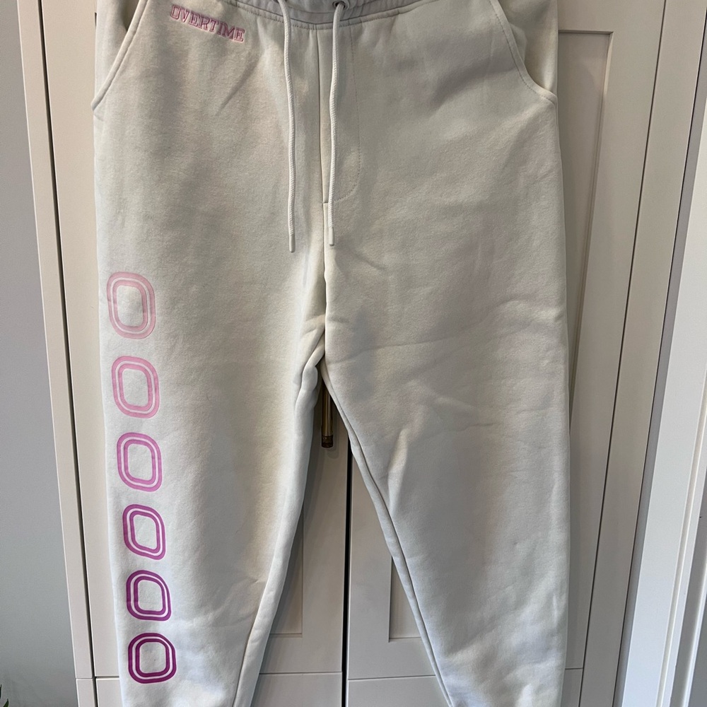 Stylish White Joggers with Pink Details
